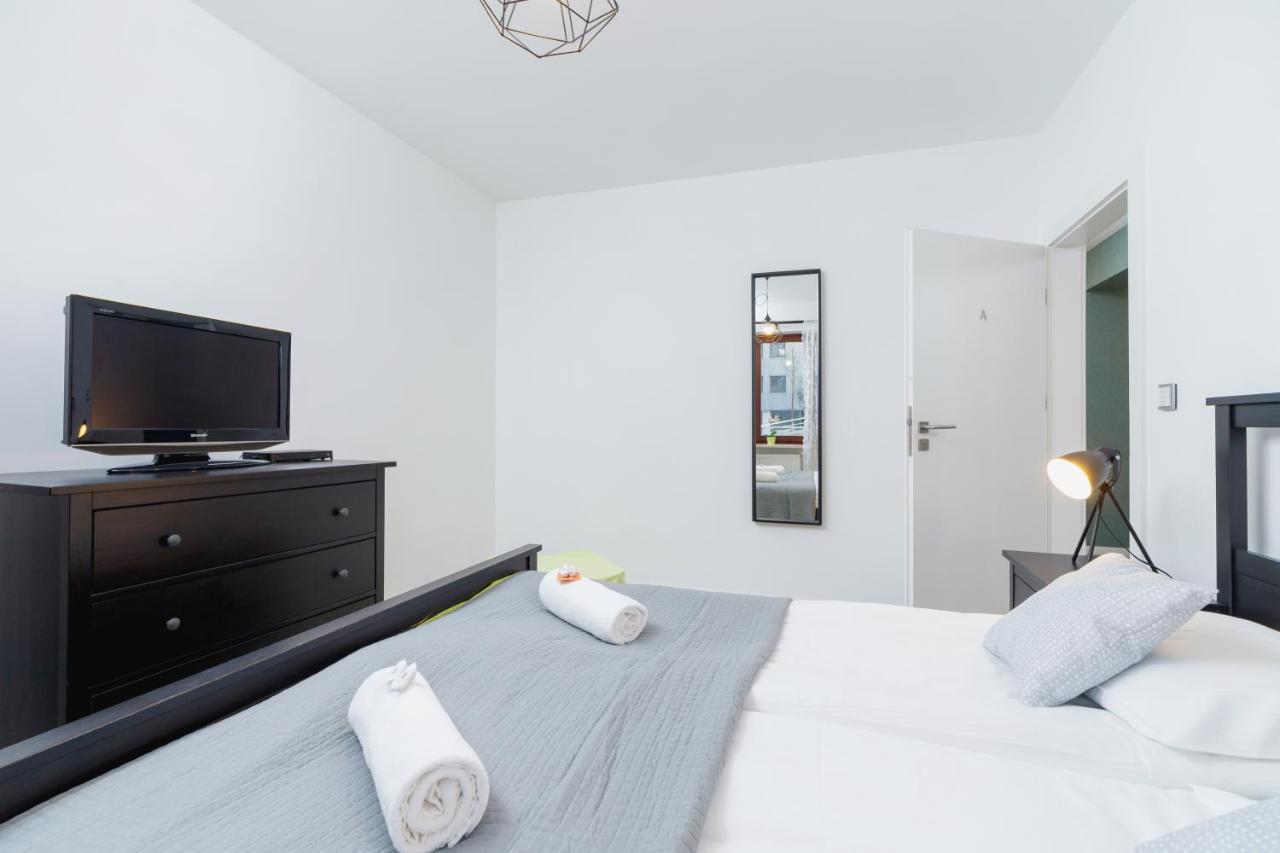 Premium Apartment Ludwinowska Kraków by Renters Zewnętrze zdjęcie